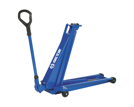 High lifting jack for trucks, agricultural machine